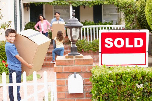 Storage and transport options for removals in Longford